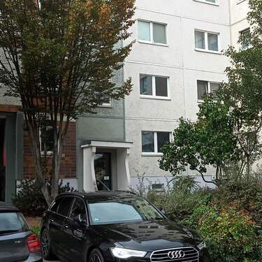 Bild 3 - 2 Zimmer Etagenwohnung in Berlin-Hellersdorf