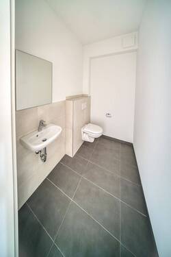 Gäste WC - Etagenwohnung mit 122,00 m&sup2; in Stade zur Miete