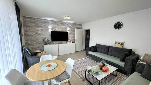 Wohnzimmer - 3 Zimmer Etagenwohnung zum Kaufen in Maintal