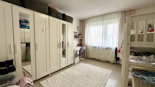 Kinderzimmer - Etagenwohnung mit 75,00 m² in Maintal zum Kaufen