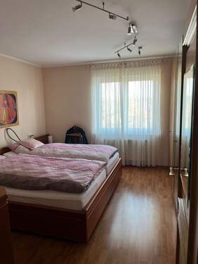 Elternschlafzimmer.jpg - 