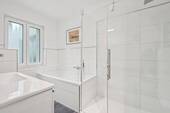 Walk-In-Dusche & Wanne - 