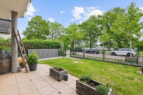 Terrasse & Garten mit Wasserblick - Exklusive Familienwohnung in absoluter Top-Lage von Köpenick-Wendenschloß!