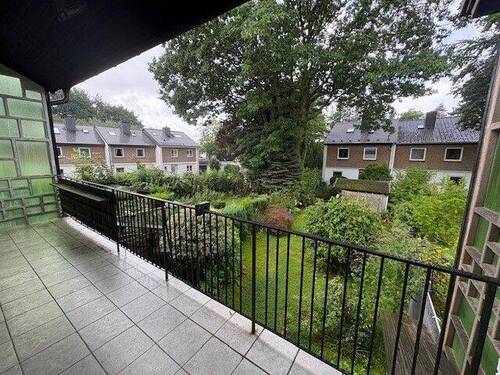 Balkon - 7 Zimmer Reihenmittelhaus zum Kaufen in Norderstedt