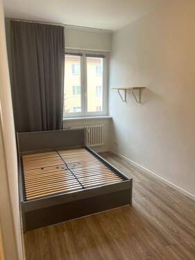 Zimmer 2 (Fenster) - 