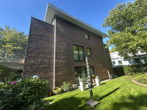 Hausansichten - Ein Zimmer zu vermieten! Nette(r) Mitbewohner(in) für Inklusionsgemeinschaft gesucht! in einer TOP Lage von Hamburg