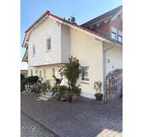 Sonnige Doppelhaushälfte - 575.000,00&nbsp;EUR Kaufpreis, ca.&nbsp; 130,00&nbsp;m&sup2;&nbsp;Wohnfl&auml;che in Wettenberg (PLZ: 35435) Launsbach