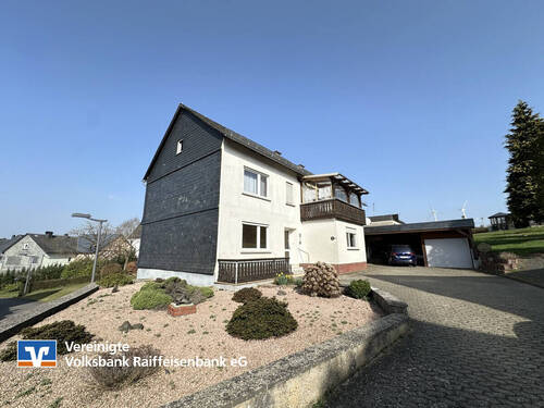 Außenansicht - Charmantes Einfamilienhaus mit Einliegerwohnung und großem Grundstück