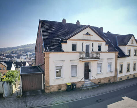 Front - 5 Zimmer Reihenendhaus zum Kaufen in Schiffweiler / Landsweiler-Reden