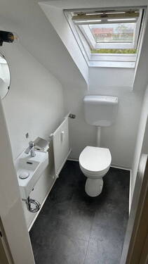 Toilette - 2 Zimmer Etagenwohnung in Schramberg