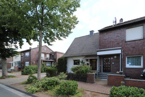 V1612 Außenansicht 2 - 4 Zimmer Doppelhaushälfte zum Kaufen in Bramsche