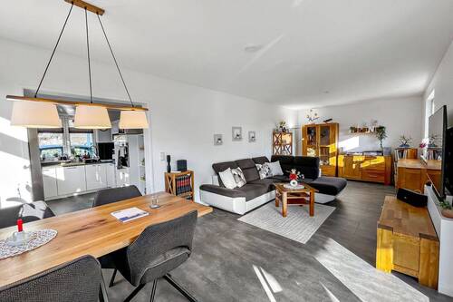 Zimmer 1 - 4 Zimmer Einfamilienhaus in Werneuchen