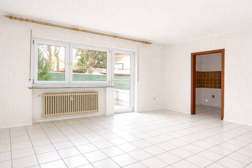 Wohn- Esszimmer mit Zugang Balkon - 