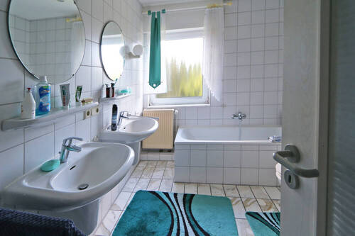 V1600 Badezimmer DG - 
