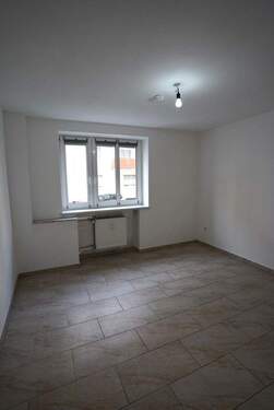 Bild 2 - 3 Zimmer Etagenwohnung zur Miete in Nürnberg