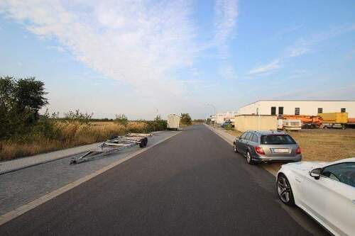 Bild 4 - Grundstück in Niederkassel zur Miete