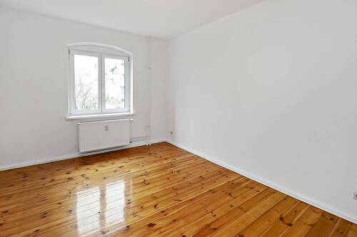 Schlafzimmer - 3 Zimmer Etagenwohnung zum Kaufen in Berlin
