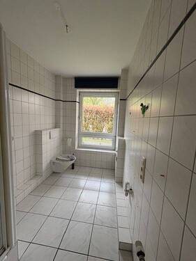 Duschbad mit Fenster - 