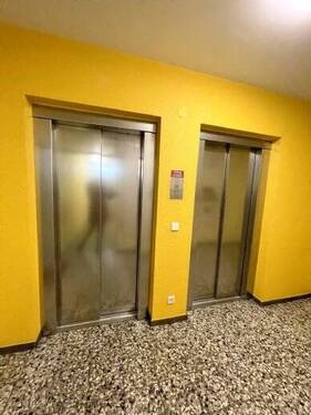 Lift.jpg - 