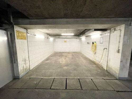 Tiefgaragen-Waschplatz.jpg - 