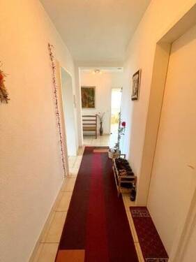 Flur.jpg - Etagenwohnung mit 109,00 m&sup2; in Lörrach zur Miete