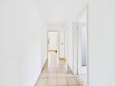 Flur - Etagenwohnung mit 62,00 m² in Landshut zum Kaufen