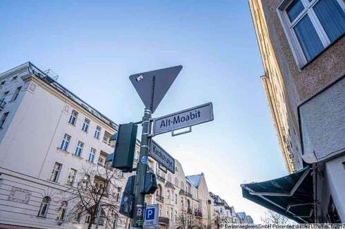 Alt Moabit - 