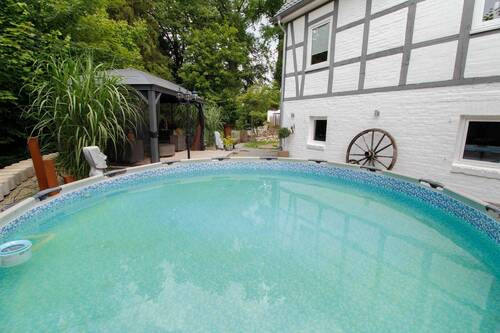 Blick zum Pavillion - Einfamilienhaus in Bad Fallingbostel zum Kaufen