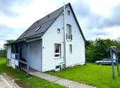 Bild 1 - Modernisiertes Gästehaus mit Solar und Speicher mit 7 Zimmern im Thüringer Wald - € MieteinnahmenJahr ca. 25.000 Euro