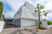 Terrassen & Frühstückslounge - Einfamilienhaus mit 419,00 m² in Bad Krozingen zum Kaufen
