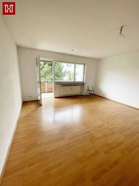 .. hell und freundlich ! - Etagenwohnung mit 75,00 m² in Kitzingen zur Miete