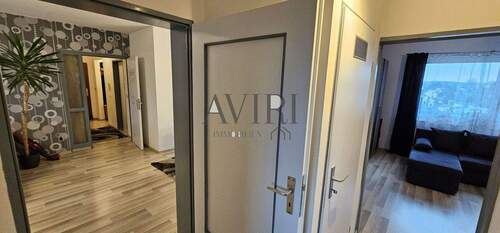 Ansicht ins Wohnzimmer - 