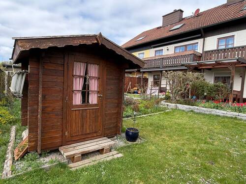 Gartenhäuschen - 
