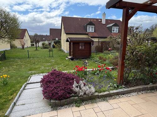 Garten - 6 Zimmer Mehrfamilienhaus, Wohnhaus zum Kaufen in Bayreuth