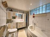 Badezimmer (EG) - 