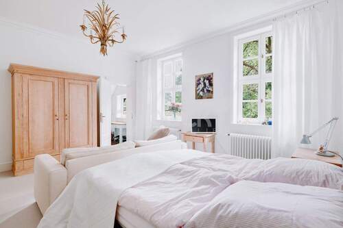 Einliegerbereich geräumiges Zimmer - 