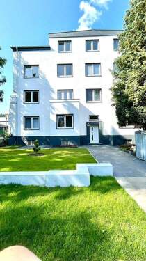 Bild 1 - Mehrfamilienhaus in ruhiger Lage - nach WEG geteilt