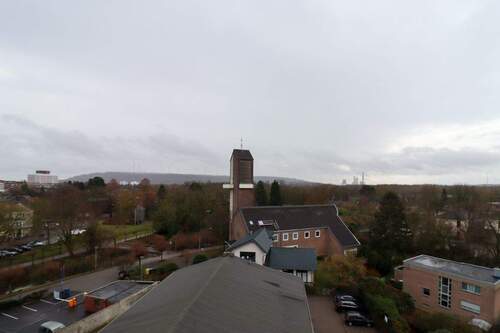 Aussicht - 4 Zimmer Gewerbeobjekt (Büro, Produktion, Verkauf) in Grevenbroich