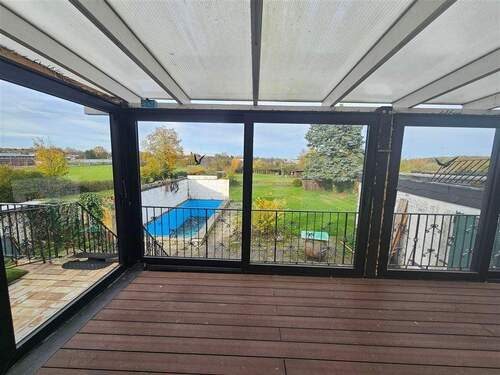 Terrasse, Gartenanwesen, Pool. - 