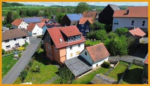 Südwestansicht - 8 Zimmer Mehrfamilienhaus, Wohnhaus zum Kaufen in Schwalmtal