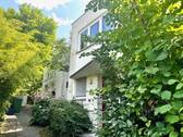Vorderansicht - Gestalten statt suchen - Sanierungsobjekt mit Garten und zwei Terrassen