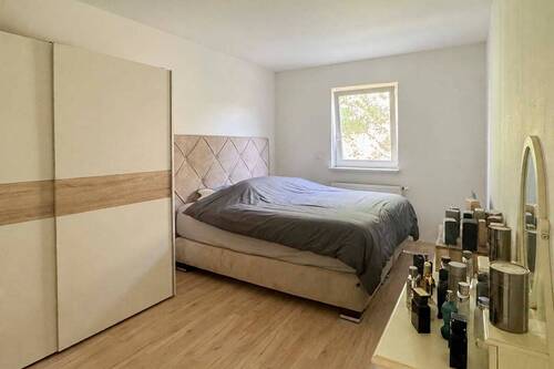 Schlafzimmer - Einfamilienhaus in Koblenz zum Kaufen