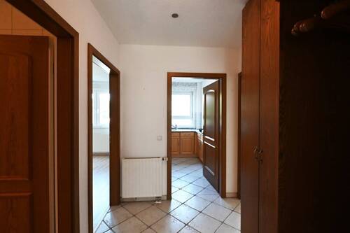 Flur - 2 Zimmer Etagenwohnung in Essen