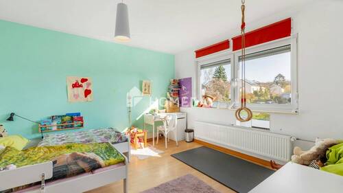 1. OG Schlafzimmer 1 1 - 