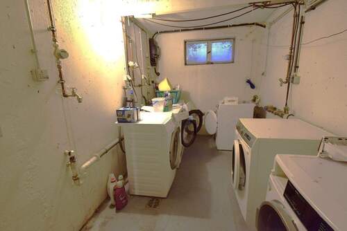 12. Waschmaschinenraum DSC_0485 B1..JPG - 