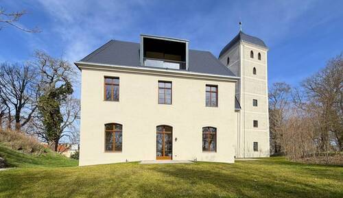 Objekt - Rückansicht (bearbeitet) - Etagenwohnung mit 129,20 m&sup2; in Muldestausee zur Miete