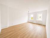Schlafzimmer - Helle 3-Zimmer-Wohnung mit Einbauküche in Berlin-Freienwalder Straße