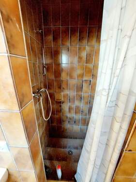 UG -> Dusche - 