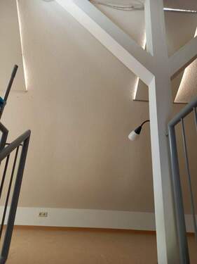 Dachstudio mit Sichtbalken - 