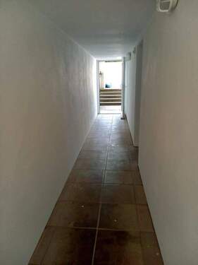 Flur zur Rückseite - 